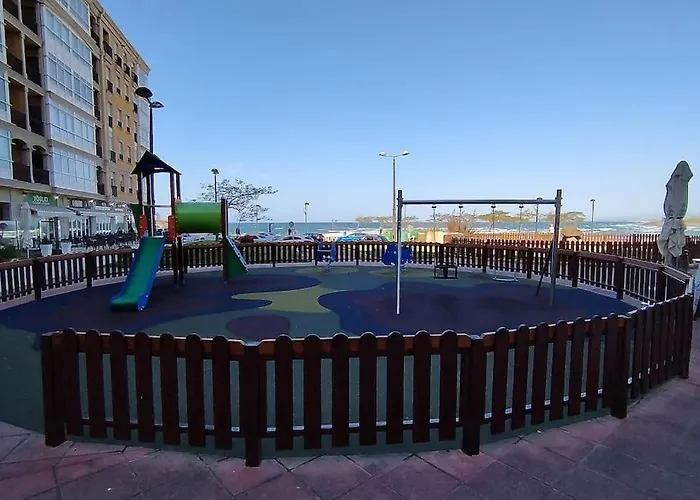 Apartamento En Foz. Primera Linea Playa Rapadoira