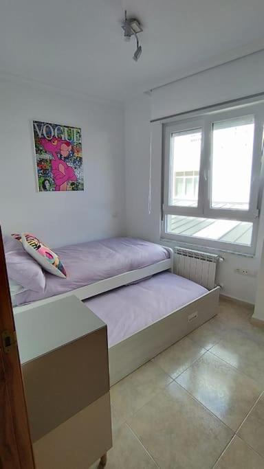 Apartment En Foz. Primera Linea Playa Rapadoira *