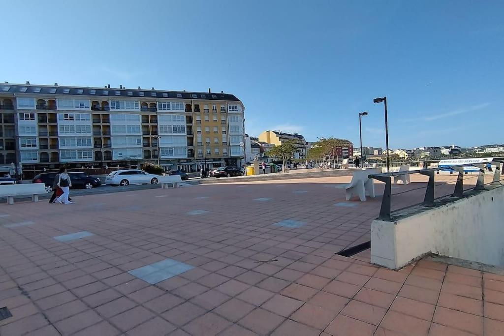 Apartment En Foz. Primera Linea Playa Rapadoira